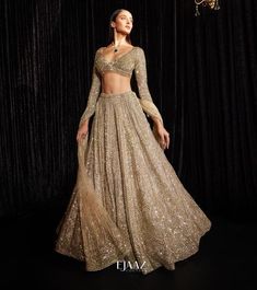 Ejaaz Couture, Indian Wedding Reception Outfits, Golden Lehenga, 2022 Jewelry, Latest Bridal Lehenga, Reception Lehenga