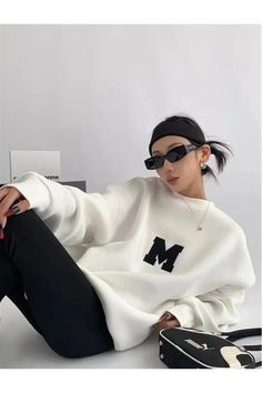 Monochrome Varsity M Oversized Sweatshirt Sweatshirt Inspiration, Embroidery Sweatshirt, Y2k Clothing, Letter Embroidery, Round Neck Sweatshirts, Vintage Lettering, Women's Wardrobe, Oversized Sweatshirt, Grey Sweatshirt