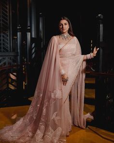 40+ Engagement Looks For Brides-To-Be | WedMeGood Reception Saree For Bride, भारतीय दुल्हन संबंधी, Engagement Dress For Bride, डिजाइनर कपड़े, Engagement Saree, Engagement Lehenga