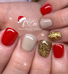 Trendy Christmas Nails 2023 Short, Christmas Dip Nail Ideas Short, Short Holiday Nails Christmas, Christmas Gel Nail Ideas, Short Gel Manicure, Simple Christmas Nails Short, Gel Toe Nails, Fall Gel Nails, Christmas Gel Nails