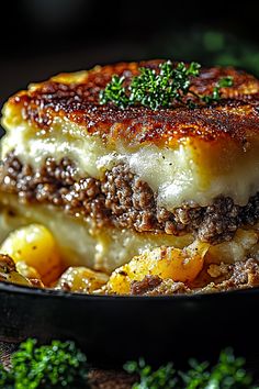 Easy Hamburger Potato Casserole Recipe Ground Beef And Potato Recipes Oven, Hamburger And Potato Recipes, Ground Beef And Potatoes Recipes, Cozy Casseroles, Hamburger Potato Casserole, Hamburger And Potatoes, Ground Beef And Potatoes, Easy Hamburger, Potato Bake