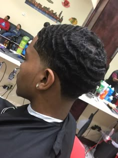 Discover and share the most beautiful images from around the world Black Hair Cuts, Low Fade Haircut, Waves Hairstyle, Fresh Cuts, Hairstyle Men, Black Men Haircuts