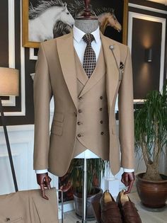 Men's Suit Camel Peak Lapel Groom Tuxedos Wedding Dress Prom Party 3 Piece Suit | eBay Dress Suits For Men, Chique Outfits, Designer Suits For Men, Mens Casual Dress Outfits, Men Stylish Dress, Prom Suits