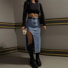 Lasaky - High-Waisted Straight-Cut Denim Skirt with Sensual Side Slit - Professional Version Bodysuit Pattern, Denim Skirt Fashion, Denim Skirt Outfits, Long Denim Skirt, Skirts Midi High Waisted, Denim Skirts, Types Of Skirts, Fashion Essentials, High Waisted Denim