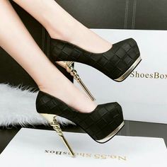 Shoes Platform Heels, Platform Heels Black, Hak Tinggi, Trendy High Heels, High Heels Outfit, Fashion Shoes Heels, Kawaii Shoes, Shoes Ideas, Stockings Heels