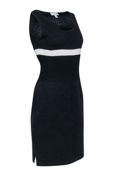 Be the talk of the town in this timeless knit dress from St. John! This little black number is a must-have wardrobe essential, with a flattering sheath silhouette and stylish scoop neckline. The bold white contrast stripe adds a touch of fun and flair to this classic piece. Effortlessly versatile, this dress pairs perfectly with your favorite black heels. Size S 80% Wool, 20% Rayon Unlined Pullover Scoop neckline Ribbed waist Sleeveless Below the knee Bust 33" Waist 26" Shoulder to hem 37.5" Talk Of The Town, The Talk, Weekend Wear, Business Attire, Black Knit, Knitwear Women, St John, Black Heels, Scoop Neckline