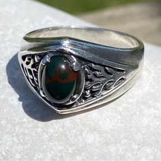 Celtic Tree Of Life Ring .925 Sterling Silver - World Tree Ring Solid .925 Sterling Silver. Handcrafted In The Usa. Unisex Design. Accented With A Genuine Natural Aaa Quality Bloodstone (Heliotrope) Gemstone. Approximately 5/8 Inches In Height In Front, Back Of The Band Is 1/4 Inch. This Item Ships In 3 - 5 Days. Vintage Mens Ring, Fantasy Items, Tree Of Life Ring, World Tree, Life Ring, Tree Ring, Celtic Tree Of Life, Gothic Vintage, Celtic Tree