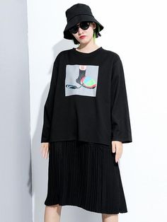 574049 Black Sleeveless T-shirt For Spring, Black Relaxed Fit T-shirt For Spring, Black Oversized Sleeveless Top, Oversized Sleeveless Black Top, Black Oversized T-shirt For Spring, Oversized Black T-shirt For Spring, Oversized Black T-shirt, Black Oversized T-shirt, Dress T Shirt