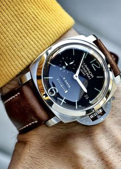 Best Looking Watches, Mens Luxury Lifestyle, Minimalist Fashion Men, Mens Accessories Fashion