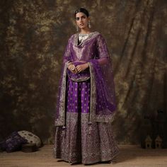 Make your special occasion even more memorable with our exquisite collection of Kalidar Banarasi lehengas. Crafted with pure silk and intricate handwoven designs, these lehengas are sure to turn heads and leave a lasting impression. Perfect for weddings, receptions, and other festive celebrations, a Kalidar Banarasi lehenga is a must-have in every woman's wardrobe. Designer Banarasi Silk Lehenga With Intricate Embroidery, Intricate Embroidery Banarasi Silk Lehenga, Anarkali Lehenga With Intricate Embroidery In Banarasi Silk, Floor-length Banarasi Silk Choli With Intricate Embroidery, Banarasi Silk Lehenga With Intricate Embroidery For Navratri, Unstitched Banarasi Silk Choli With Intricate Embroidery, Bollywood Style Banarasi Silk Lehenga With Intricate Embroidery, Unstitched Choli With Intricate Embroidery In Banarasi Silk, Elegant Tussar Silk Lehenga For Reception