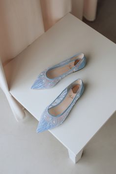 Delicate blue breathable flats made of soft mesh with embroidery with light blue thread and beads. The inspiration for creating embroidery came from the fields of wildflowers! Inside there is a soft memory foam insole, which gives a feeling of additional comfort when walking. Tunit outsole is made of a mixture of leather chips and rubber, it's more wear-resistant than leather and more durable. Also, we use soft natural upper materials that wear well and take the shape of the foot. You can custom Jake 2024, Blue Wedding Flats, Embroidered Wedding Shoes, Flat Bridal Shoes, Bridal Shoes Flats, Something Blue Wedding, Floral Flats, Wedding Flats, Bridal Sandals