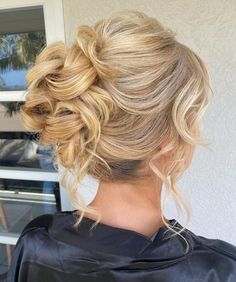 Messy Curly Mother of the Bride Updo Mother Of Bride Hairstyles Medium Length Over 50, Fine Hair Updo Wedding, Mother Of The Bride Hair Updo, Bride Updo Hairstyles, Mother Of The Bride Updos, Mob Hair, Mother Of The Bride Hairdos, Mother Of The Bride Hairstyles, Bride Hairstyles Updo