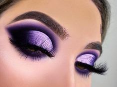 Organization Makeup, Purple Eye Makeup, Cut Crease Makeup, Eye Makeup Pictures, Left Eye, Purple Makeup, Makeup Idea, Eye Makeup Designs, Colorful Eye Makeup