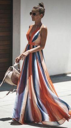 Classy Maxi Dress Summer, Purple Maxi Dress Outfit, Casual Summer Maxi Dress, Sunset Soiree, Maxi Dress Outfit Summer, Casual Maxi Dresses, Summer Maxi Dresses, Women's Maxi Dresses, Colorful Summer Dresses