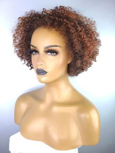 Our natural texture 8 Inch Tapered Afro Kinky Curly Wig with Afro Hairline will definitely have all eyes on you. This wig mimics human hair with it's low luster and soft texture. Everyone will believe it's your natural hairline with our realistic ear to ear afro hair. Numerous styling options are available. Made with p Short Natural Curls, Tapered Afro, Curly Highlights, Micro Braids Hairstyles, Wigs Collection, Curly Afro Wig, Shaved Side Hairstyles, Natural Hair Wigs, Curly Bob Wigs