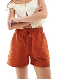 Shorts by ASOS DESIGN Short cut to summer style High rise Drawstring waistband Side pockets Regular fit Brown Linen Shorts, Color Terracota, Pull On Shorts, Petite Shirts, Leggings Sale, Short Cut, Satin Slip Dress, Sweaters And Leggings, Maxi Dress Trend