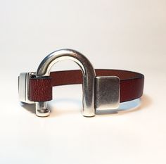 Hey, I found this really awesome Etsy listing at https://www.etsy.com/listing/222421906/made-to-order-cinnamon-italian-leather Italian Leather, Etsy Listing, Leather Bracelet, Cinnamon, Jewelry Bracelets, Bracelet, Trending Outfits, Unique Jewelry