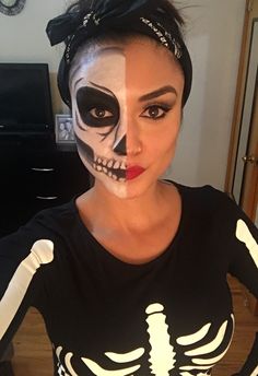 Half And Half Face Makeup, Simple Skeleton Makeup Half Face, Skeleton Half Face Makeup, Simple Skeleton Makeup Kids, Half Skeleton Makeup Easy, Skull Makeup Half Face, Half Face Skull Makeup, Half Face Skeleton Makeup, Skeleton Makeup Half Face