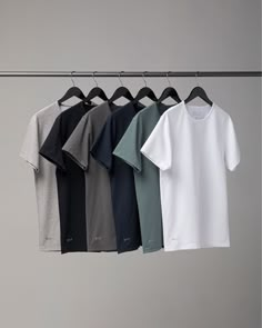 Straight Hem Tee Mens Basic Tees, Polos Aesthetic Hombre, Minimalist Fashion Men Outfits, Wardrobe Men, Minimalist Fashion Men, Color Combinations For Clothes