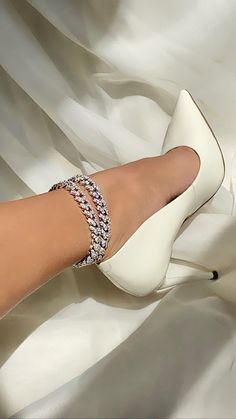 Crystal Cuban Link  Ankle Bracelet   This Anklet measures 8.25 inches or 8.5 inches  ( Please measure Ankle before purchasing/ all sales are FINAL )  12mm  High Grade AAAAA Cz (Simulated diamonds)  Extremely high quality Brass ( Please keep away from water and fragrances to maintain shine )  Each Anklet Sold Separately. Cuban Link Anklet, Cuban Wedding, Diamond Anklet, Anklet Silver, Expensive Jewelry Luxury, Bright Winter, Expensive Jewelry, Silver Anklets, Stacked Jewelry