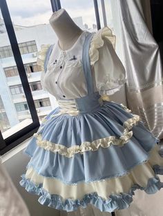 Kawaii Outfit Ideas, Doll Collar, Fashion Inspiration Design, Sweet Lolita, Kawaii Clothes, Fancy Outfits, Tiered Skirt