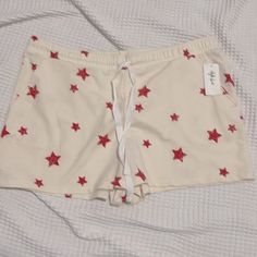 Nwt- Style & Co. - Xxl. Cream With Red Stars, Drawstring Tie, 3” Inseam Buy 3, Get 2 Free New Items Listed Weekly Offers Welcomed Plus Size Dungarees, Hogwarts Outfits, Denim Shorts Style, Lana Del Rey Vinyl, Mid Rise Denim Shorts, Runway Fashion Couture, Red Stars