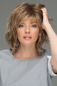 Choppy Layers, Haircuts For Medium Hair, Hairstyles Over 50, Short Hair With Layers, Medium Hair Cuts, Shoulder Length Hair, Medium Length Hair Cuts, Great Hair