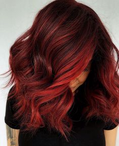 Dark Red Balayage, Ruby Red Hair, Auburn Red Hair, Red Balayage Hair, Red Hair Trends, Dark Red Hair Color, Dark Auburn Hair, Red Hair Looks, Red Hair Color Ideas