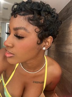 Low Cut Hairstyles For Ladies, Girl Pixie Cut, Short Cuts For Black Women, Low Cut Hairstyles, Finger Waves Short Hair, Hairstyles For Ladies, Twa Hairstyles, Short Hair Images, Natural Hair Short Cuts