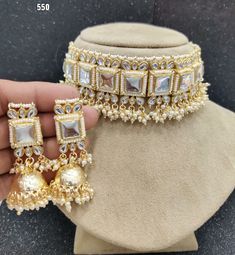 Luxury Bollywood Jewelry With Latkans, Kundan Jewellery Set Simple, Party Wear Jewellery, Traditional Party Wear, Jewelry Traditional, Kundan Jewellery Set, Instagram Jewelry, Jewellery Indian