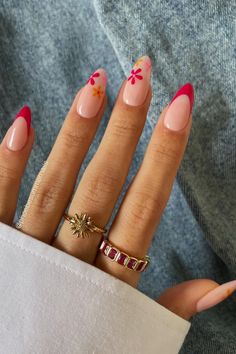 Prepare for the upcoming spring season by exploring a collection of over 51 gorgeous april nail designs that will add a touch of sophistication to your look. Whether you prefer vibrant floral patterns, subtle pastel shades, or daring statement nails, these creative nail art ideas are guaranteed to inspire your next manicure appointment. IG: phoebesummernails