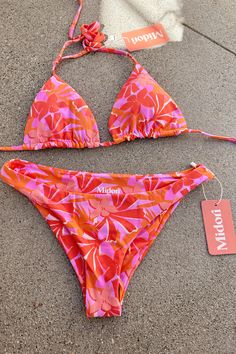 We're obsessing over this pattern. 
UPF 50+, sustainably made, PETA-Approved Vegan, and skin-safe Xtra Life Lycra fabric. Tropical Bikinis, Trendy Swimsuits, Swimsuits Outfits, Lycra Fabric, Sustainable Swimwear, Swim Suits, Summer Swim Suits