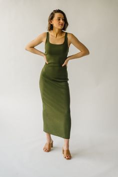 The Dray Tank Midi Dress in Olive Green Olive Outfits For Women, Olive Green Outfit, Olive Green Dress, Olive Green Dresses, Celebrity Look Alike, Soft Autumn, Contrast Blouse, Floral Denim, Button Front Dress