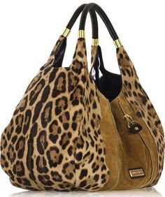 Jimmy Choo Cake Chanel, Fashion Design Inspiration, How To Have Style, Leopard Print Handbags, Jimmy Choo Handbags, Hobo Handbag, Designer Totes