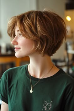 Latest and Popular Messy Bob Hairstyles 2024 ✨| Embrace effortless chic with these trendy messy bob looks for a stylish, carefree vibe! #MessyBob #2024HairTrends #ChicHairstyles #HairInspo #EffortlessStyle Hair 2025, Messy Bob Hairstyles, Messy Bob, Ponytail Updo, Hairstyles 2024, Messy Ponytail, Haircut Inspiration, Shag Hairstyles, Long Pixie