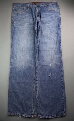 Men's American Rag Jeans Smith Fit Straight Leg Distressed Size 36x34 (Measure 37x33) Zipper Fly        ACTUAL MEASUREMENTS (Measurements are taken of the item lying flat and pulled tight without stretching. All measurements are approximate and in inches):   Waist (Measured from side to side and multiplied times 2): 37 Inseam (Measured from bottom of crouch to end of pants leg): 33 Hip (Measured at the base of the zipper from side to side and multiplied times 2): 46 Thigh (Measured from bottom o 2000s Jeans, Y2k Fits, 2000s Fashion Outfits, American Rag, Kpop Fashion Outfits, Outfit Goals, 2000s Fashion, Jeans Boot Cut, Kpop Fashion