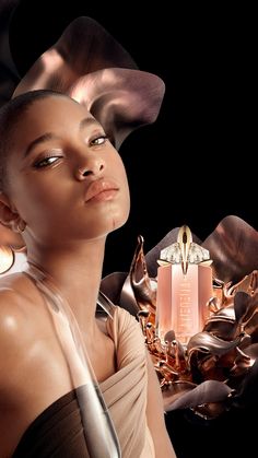 The precious talisman blends anew signature jasmine Grandiflorum superinfusion with cactus and everlasting flowers. Willow Smith (@willowsmith) wears Mugler by Casey Cadwallader (@cadwallader). Jasmine Grandiflorum, Everlasting Flowers, Thierry Mugler, Cactus