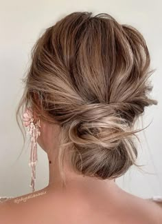 Messy Updo Hairstyles, Messy Wedding Hair, Messy Hair Updo, Romantic Updo, Ball Hairstyles, Updo Hairstyles