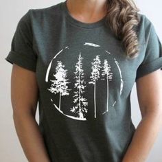 Brand New Custom Made Up North Tree Circle Heather Grey T-Shrit. 100% Ring Spun Cotton Tshirt Super Soft By Bella Canvas. True Fit, Classic Uisex Fit. Tree Circle, Circle Graphic, Projets Cricut, Nature Shirts, Tree Shirt, Hiking Shirts, Graphic Top, Graphic Tops, Branded Shirts