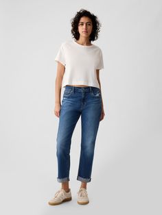 Fit: Easy from hip to thigh with a slightly tapered, ankle-grazing leg.  Fabric: 99% Cotton, 1% Stretch.  Stretch: Low Stretch Jeans.  Our most comfortable authentic denim.  Holds you in at the hips & waist but feels easy everywhere else.  Rise: Mid Rise Jeans. ​ Look: A distressed five-pocket jean in a medium wash.  Details: Zip fly & five-pocket styling.  Responsibly Made: This pair of jeans is part of our water-saving Washwell program.  Compared to conventional wash methods, Washwell has save Petite Jeans For Women, Mid Rise Jeans Outfit, Jeans For Big Thighs, Mid Rise Straight Jeans, Toddler Jeans, Jeans Look, Ankle Length Jeans, Girlfriend Jeans, Water Saving