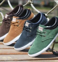 sneakers Flat Shoes Men, Canvas Boat Shoes, Mode Shoes, Mens Canvas Shoes, Fashion Sites, Jordan 13, Sneakers Men Fashion, Mens Fashion Shoes, Nike Outfits