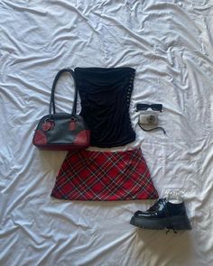 Plaid Mini Skirt Outfit, Bad Fruit, Gig Outfit, Mini Skirt Outfit, Rockstar Gf, Outfit Layout, Miniskirt Outfits