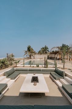 Swimming pool surrounded by palm trees in Oaxaca hotel Oasis Wallpaper, Seaside Hotel, Khao Yai, Mexico Hotels, Rooftop Patio, Hotel Building, Paros, Garden View, Hotel Offers