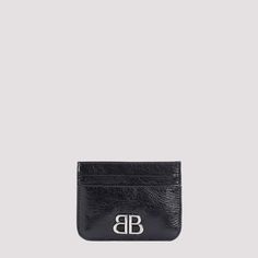 Balenciaga Monaco Ca Ho Wom Black Lamb Leather Credit Card Case. Black Arena calf skin, silver-toned metal Monaco logo on the front, 2 credit card slots for side, one central compartment. Woman Card, Balenciaga Black, Balenciaga Bag, Balenciaga Shoes, Chic Accessories, Luxury Accessories, Metallic Logo, Fashion Labels, Clutch Wallet