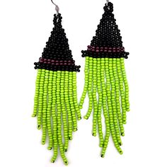 Beaded Witch Hat Earrings Beaded Witch Earrings, Witch Hat Earrings, Spooky Costumes, Witch Earrings, Earrings Fall, Earrings Halloween, Fall Theme, Handmade Jewelry Tutorials, Jewelry Beaded