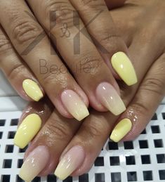 Yellow Sns Nails Designs, Yellow Sns Nails, Sns Nails Designs, Overlay Nails, Natural Nail Designs, Acrylic Nail Shapes, Sns Nails, Diva Nails