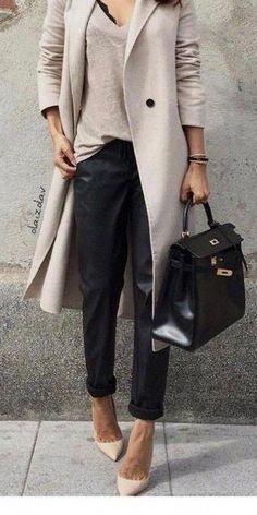 Minimalist Work Outfit, Fancy Coat, Stylish Business Casual, Winter Mode Outfits, Black Outfits, Casual Work Outfit, Fall Outfits For Work