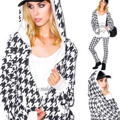 This Is A Wildfox Fox Tooth Malibu Zip Hoodie In Vintage White And Black Size Medium Malibu Hoodie, Wildfox Couture, Zip Hoodie, White Vintage, Zip Ups, White And Black, Active Wear, Fox, Black White