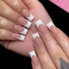 French Tip Medium Nails, Nails For 7th Grade, Medium French Tip Acrylic Nails, White Tip Acrylic Nails, Fly Nails, Kylie Nails, French Tip Acrylics, Opal Nails, White Tip Nails