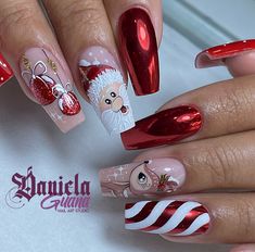 Christmas Story Nails, Nutcracker Nails Designs, Santa Nails Design, Gingerbread Nail Designs, Christmas Nails Snowman, Gingerbread Nail Art, Christmas Nails Gingerbread, Gingerbread Man Nails, Santa Claus Nails